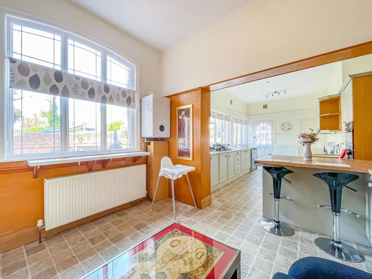 *Rg9Bc* For Your Most Relaxed & Cosy Stay + Free Parking + Free Fast Wifi * Leeds  Esterno foto