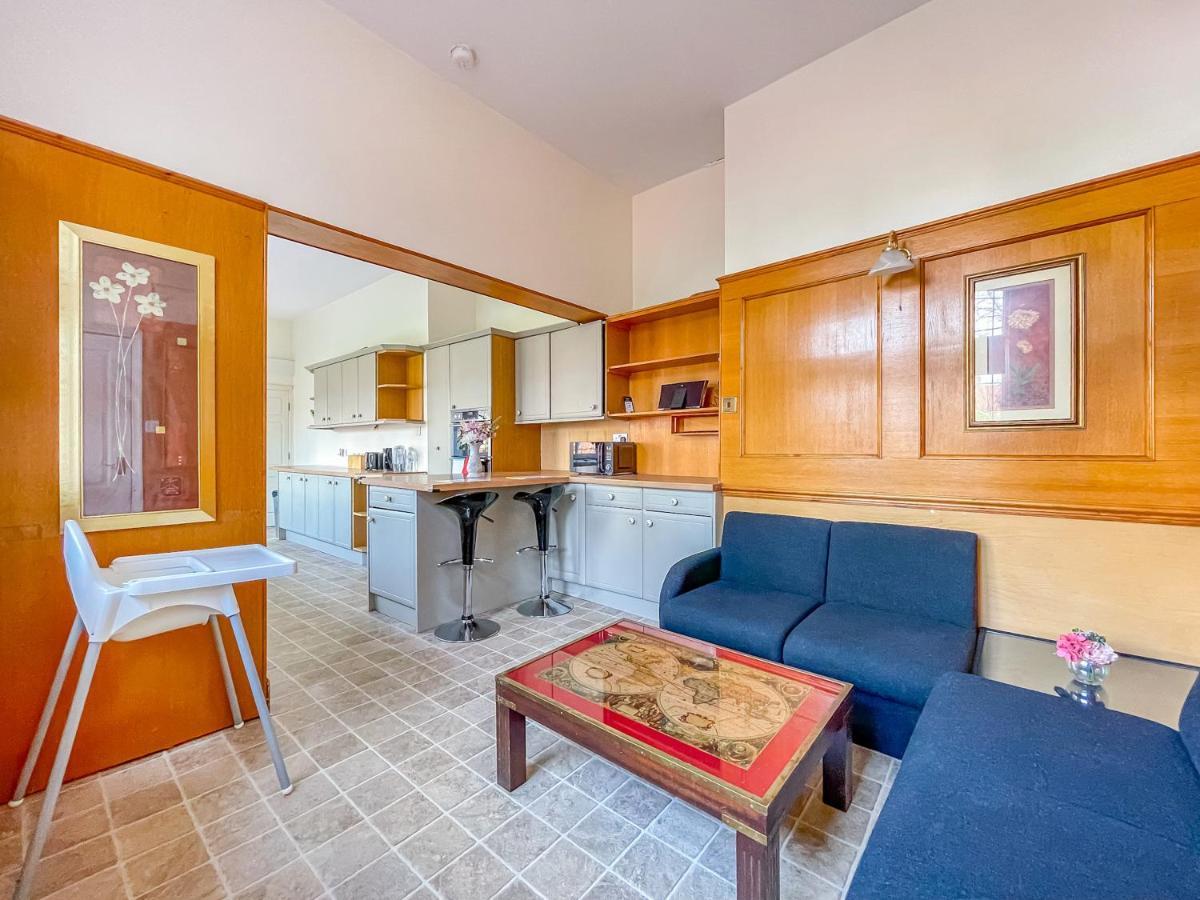 *Rg9Bc* For Your Most Relaxed & Cosy Stay + Free Parking + Free Fast Wifi * Leeds  Esterno foto